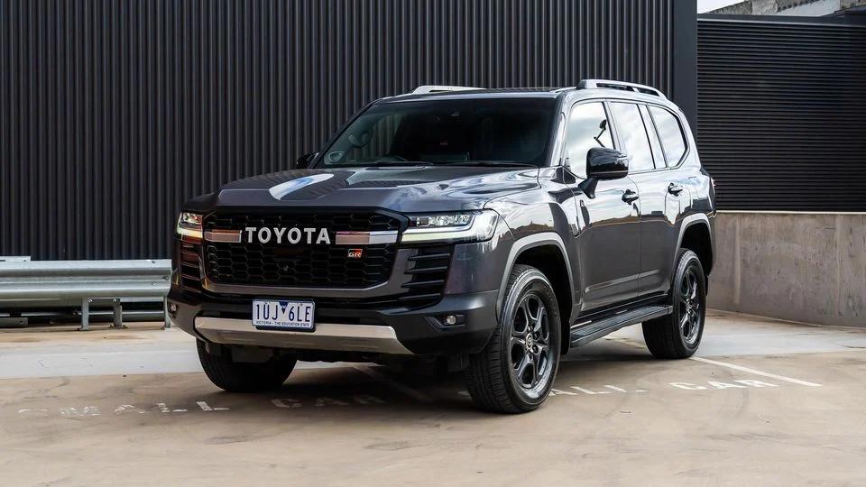 Land Cruiser GR Sport